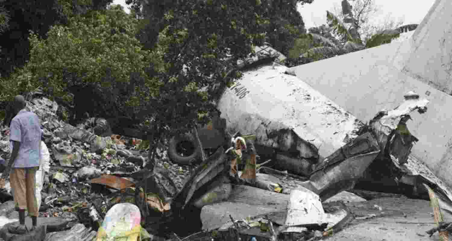 One name that has cropped up to have been among those dead is that of military pilot Omran Mirghani, whose uncle, prominent Sudanese journalist Osman Mirghani, declared his nephew’s death on social media