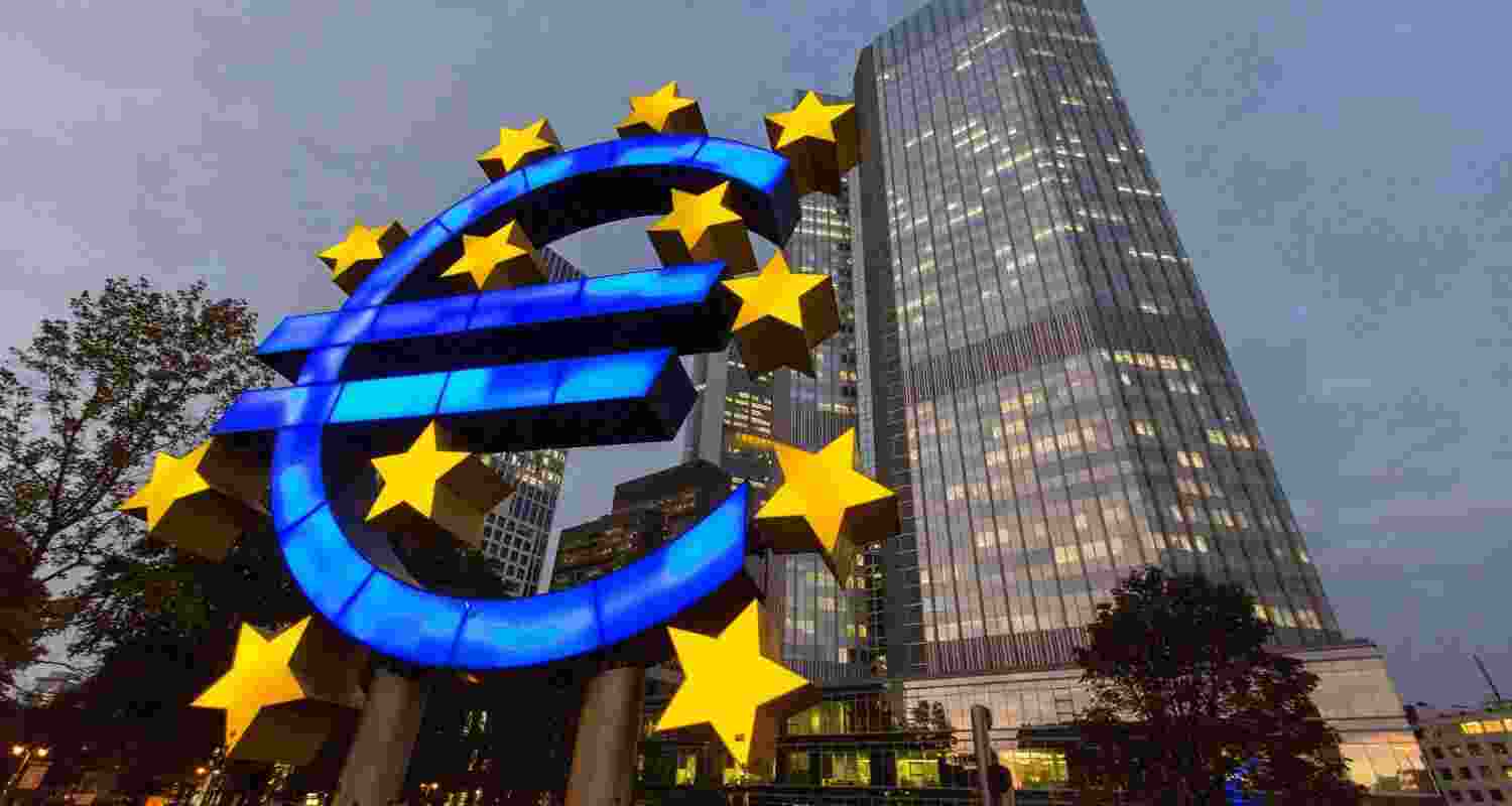 The unanimous decision, said the bank’s president, Christine Lagarde, was the result of taking into account the possibility of higher tariffs being imposed by the US administration