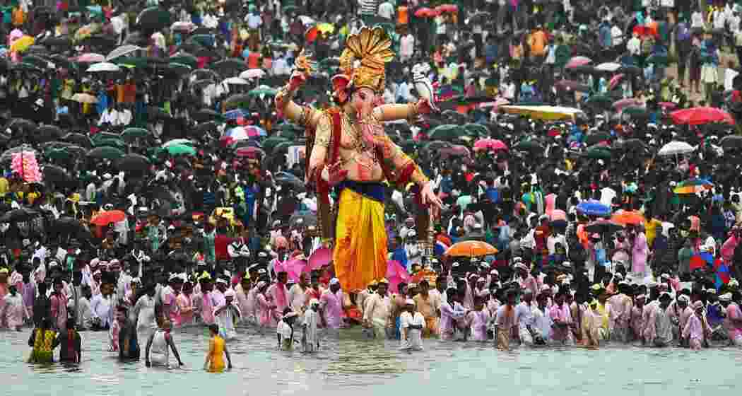 The immersion marks the end of the ten day long Ganesh Chaturthi festival. 