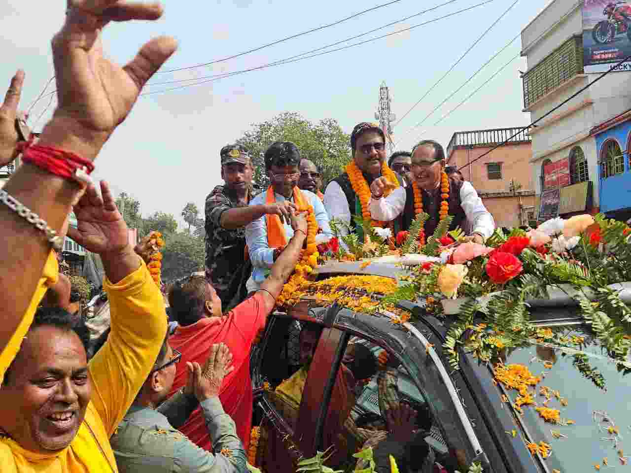 ‘People ready to oust the JMM-Cong govt from power’: Chouhan