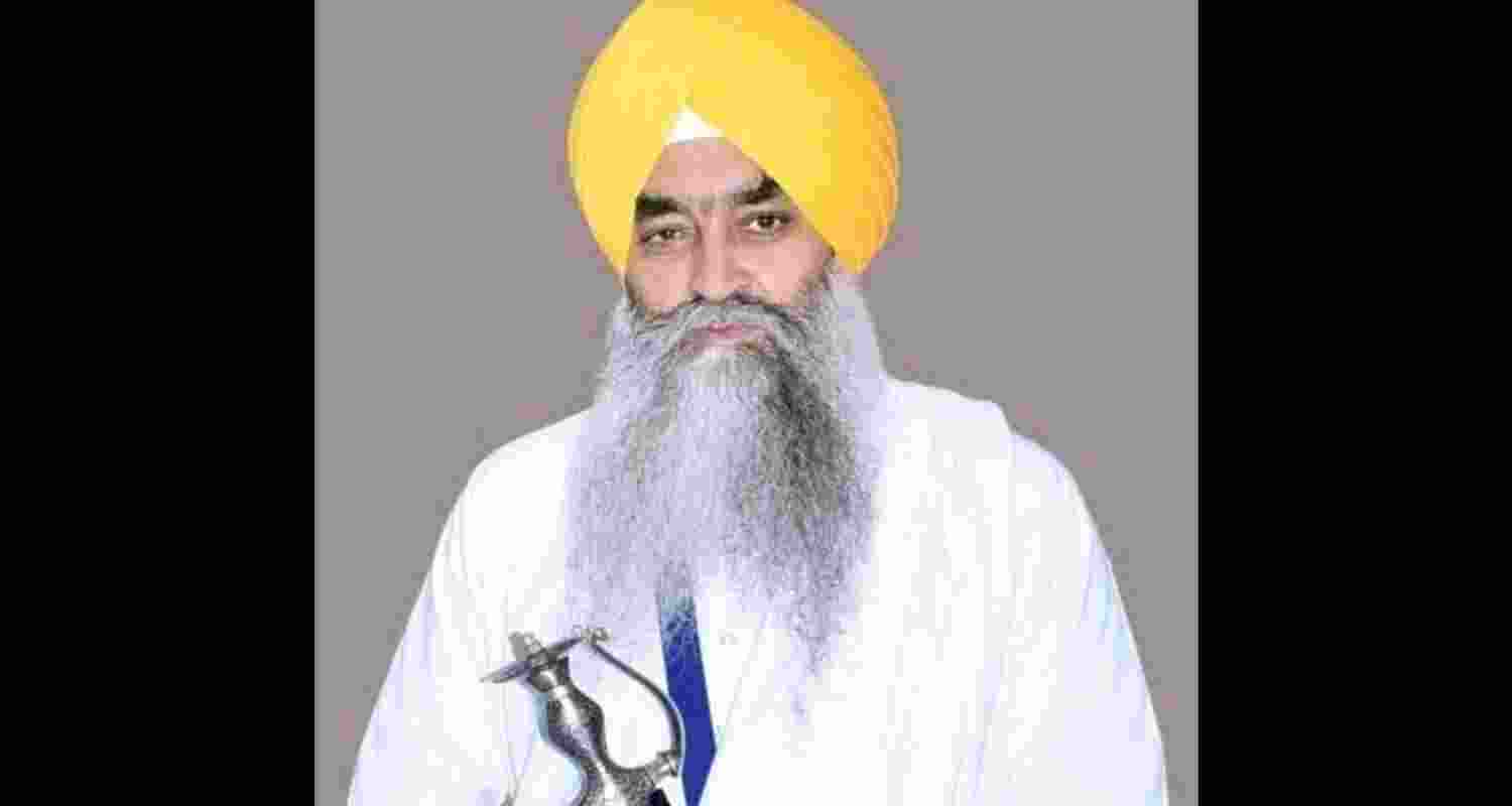 Giani Raghbir Singh replaced, Kuldeep Singh takes charge