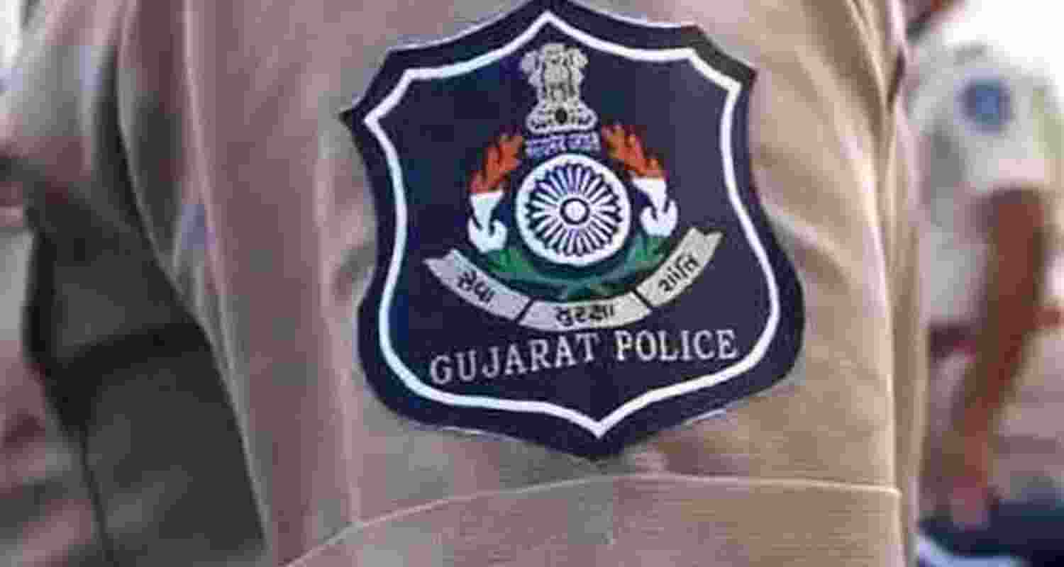 As part of the operation to dismantle the gang, police arrested ten suspects from Surat. 