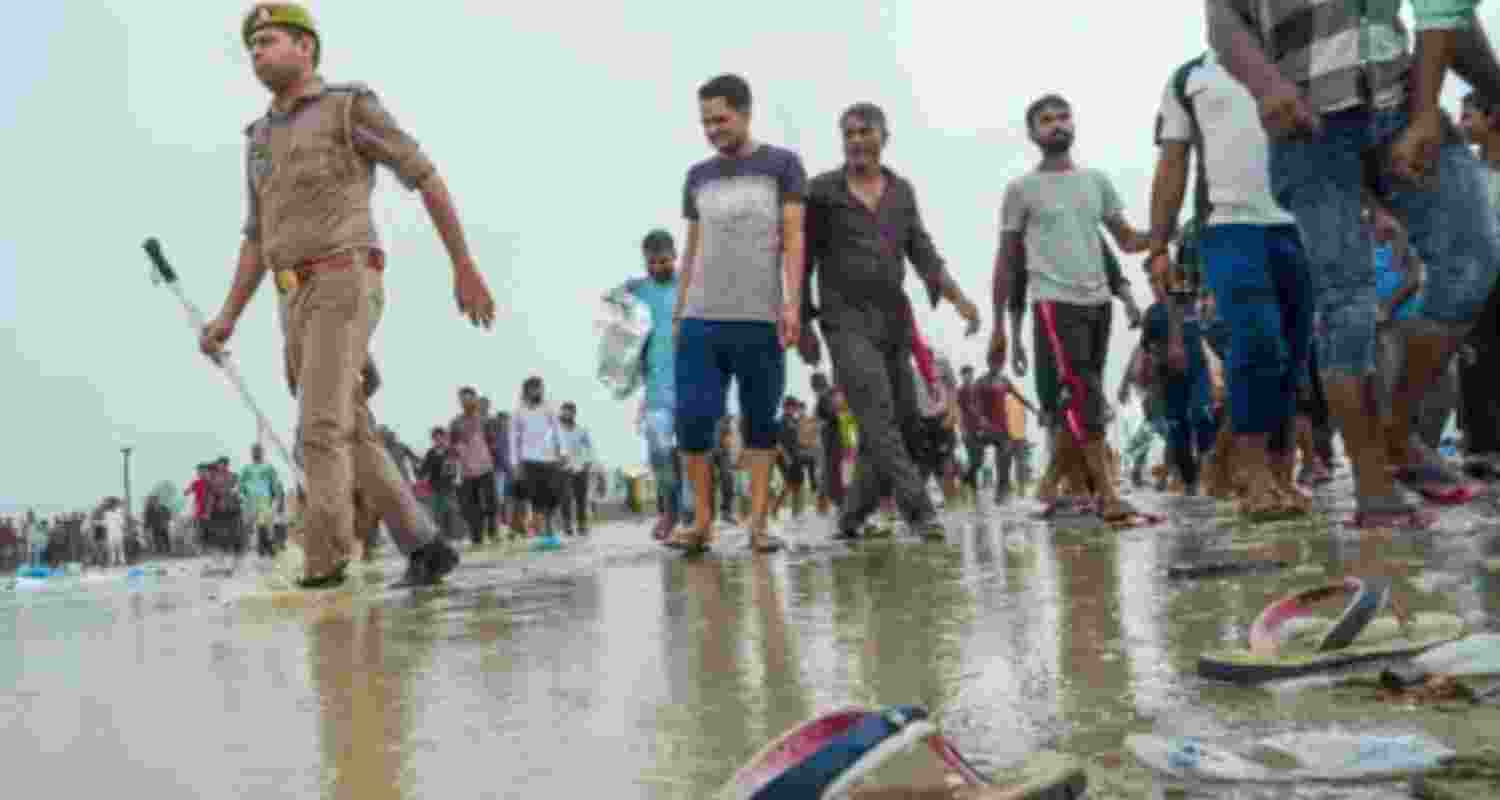 Baba's security shoved people leading to stampede in Hathras, claims report