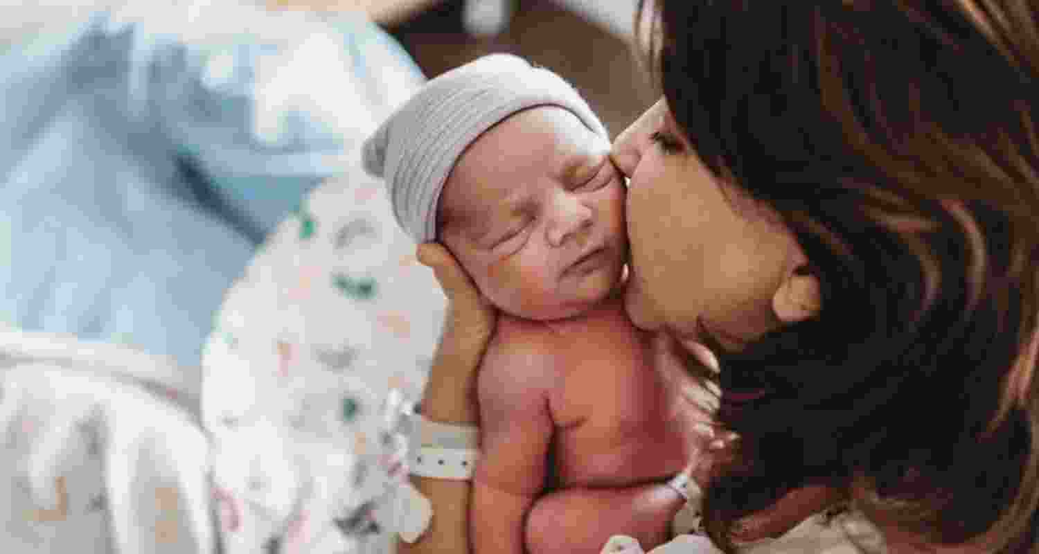 The WHO recommends children receive the first dose of hepatitis B vaccine at birth. The WHO recommends children receive the first dose of hepatitis B vaccine at birth.