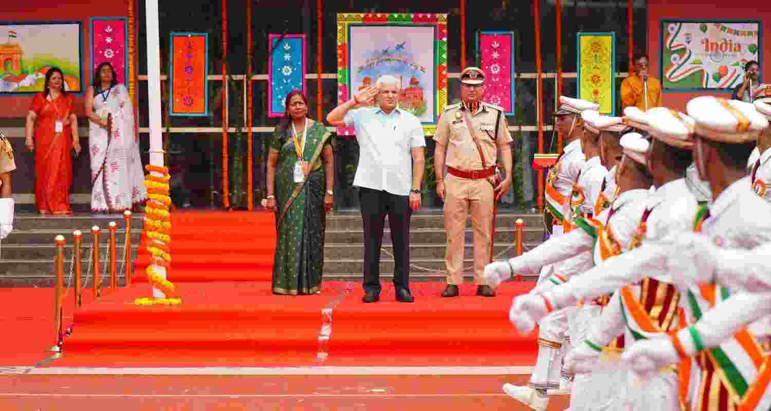 Delhi Minister Gahlot Calls CM Kejriwal A Modern Freedom Fighter In His I-Day Speech.