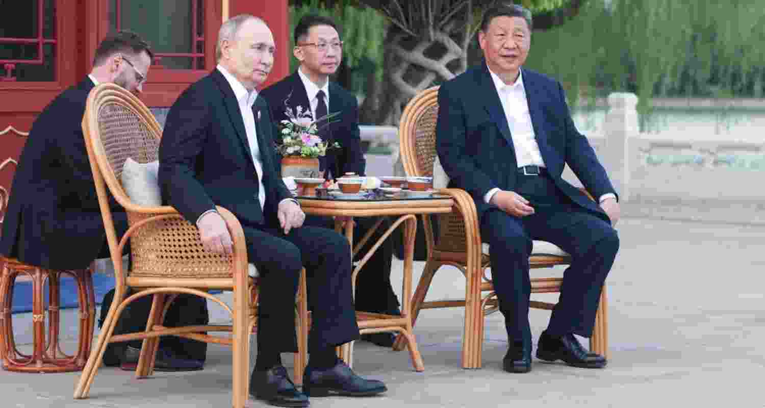 China supports Russia in Ukraine conflict without triggering sanctions. Image X.