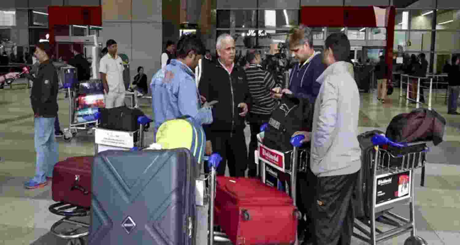 Evacuees recall terror as India rescues citizens from Syria