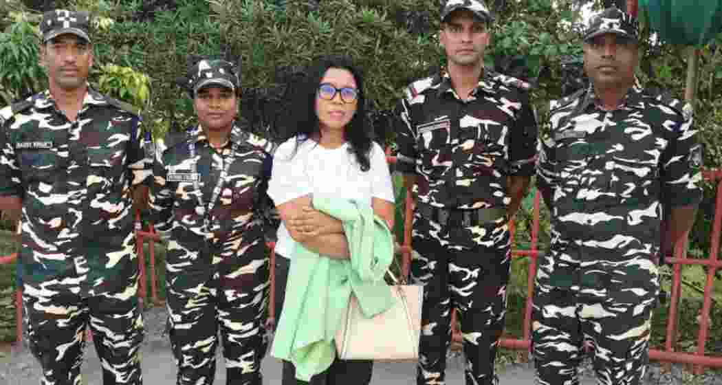 Ni Kadek Sisiani, a 59-year-old Indonesian national, was caught at the Panitanki border near Siliguri while attempting to re-enter India with a fake Aadhaar card and multiple forged documents.