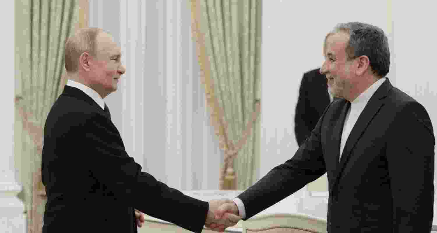 Araghchi arrives in Russia for talks with Putin