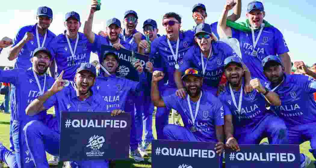 The Italian team celebrates after sealing its first-ever spot at the ICC Men’s T20 World Cup. (Image: ICC)