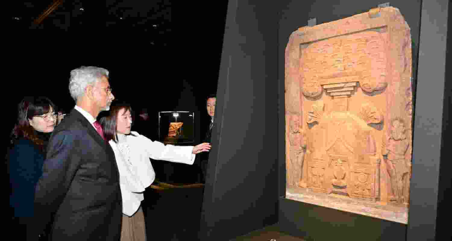 S Jaishankar visiting the national museum of Korea.