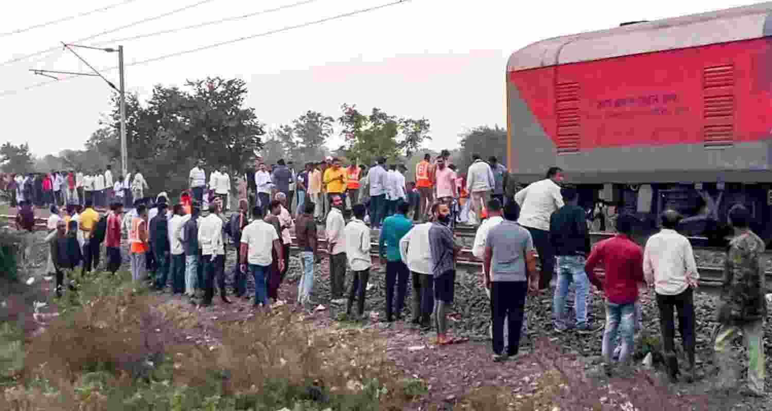 Jalgaon train deaths: CRS probe hinges on passenger negligence