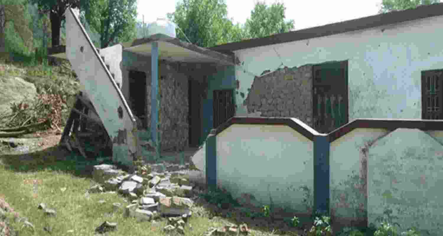 Pak shelling wrecks J&K homes, residents seek compensation