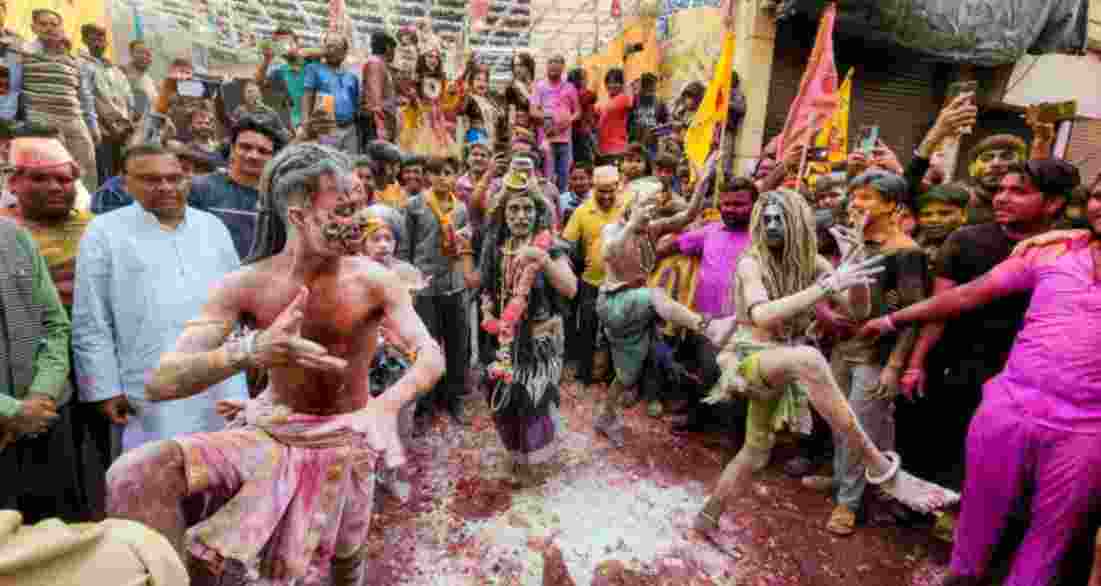 Sambhal celebrates Rang Bhari Ekadashi amid tight security