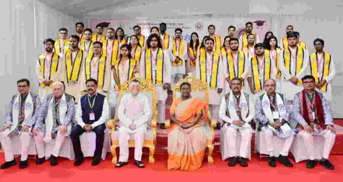 Prez asks students to harness knowledge for sustainable growth