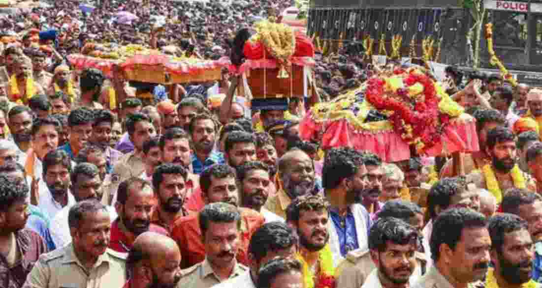 'Thiruvabharanam' procession sets off to Sabarimala