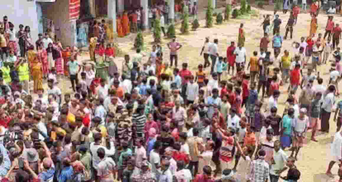 Waqf Board claims entire TN village, families stage protest 