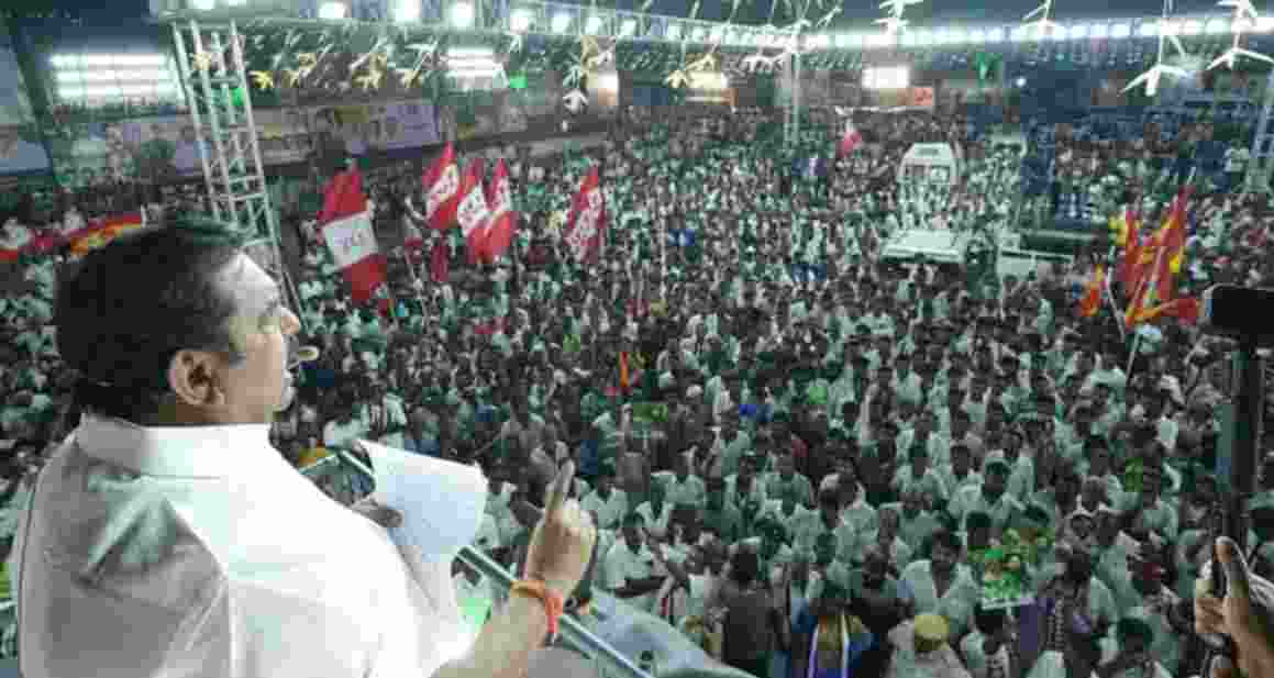 AIADMK General Secretary Edappadi K Palaniswami (EPS) speaks at Namakkal rally where TVK flags can be seen.