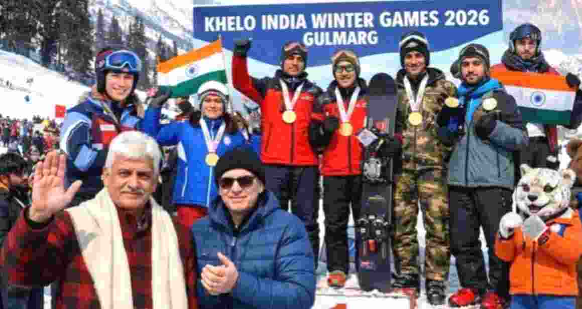 The top performers from the army included Armyman Mayank Panwar, who won double gold in slalom, and Himachal Pradesh's Preeti Thakur, who also won double gold in snowboarding. 