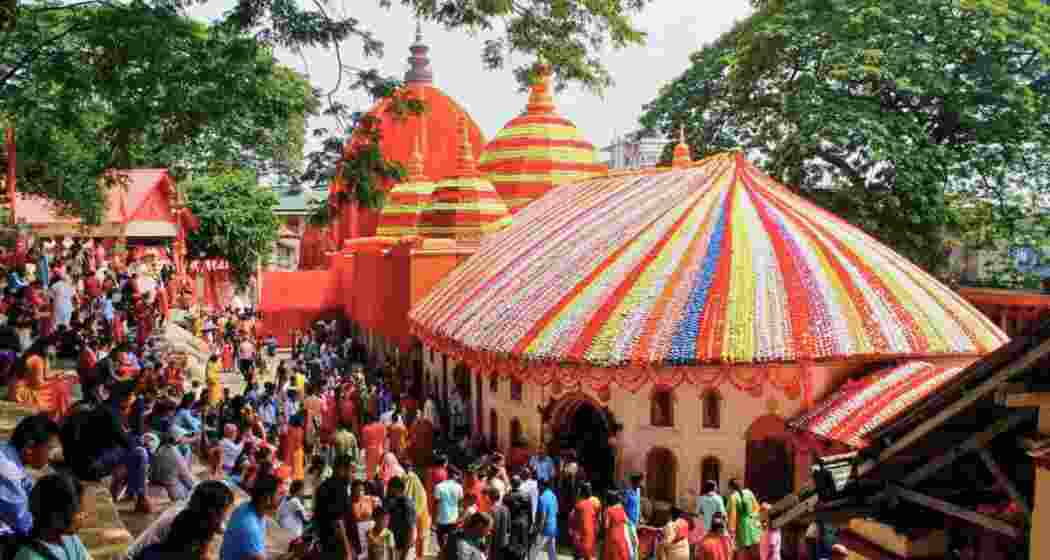 Devotees gather at Kamakhya Temple in Guwahati as the sanctum sanctorum closes for Ambubachi, marking the goddess’s symbolic menstruation period with rituals and reverence.