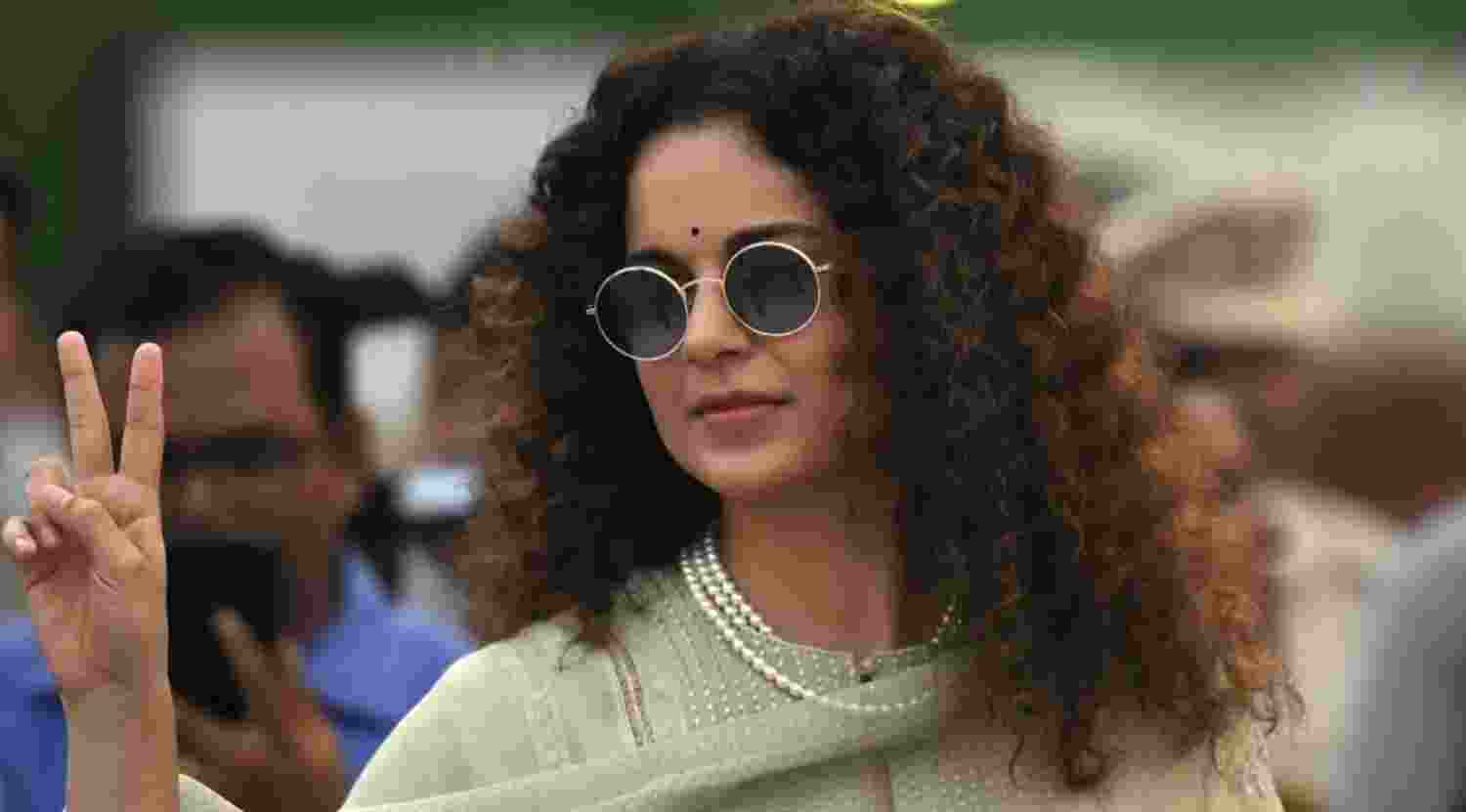 Kangana Ranaut slams those praising CISF constable