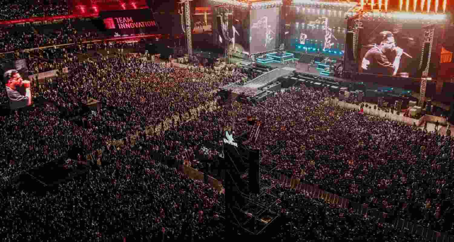 Karan Aujla kicks off India tour with massive Delhi show