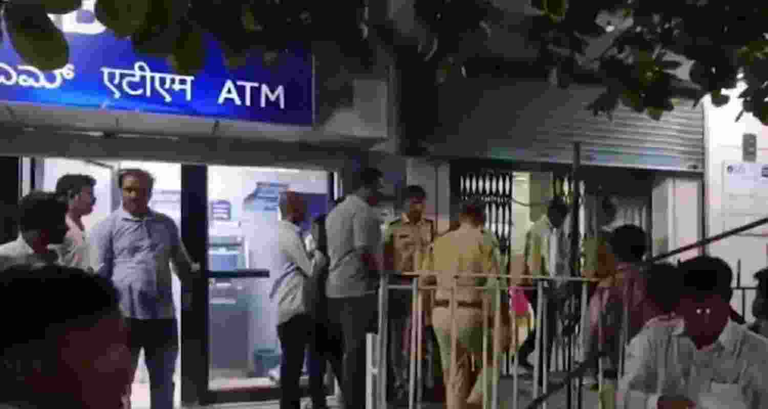 Armed robbers loot ₹8 crore in cash and 58 kg of gold from SBI branch in Karnataka.