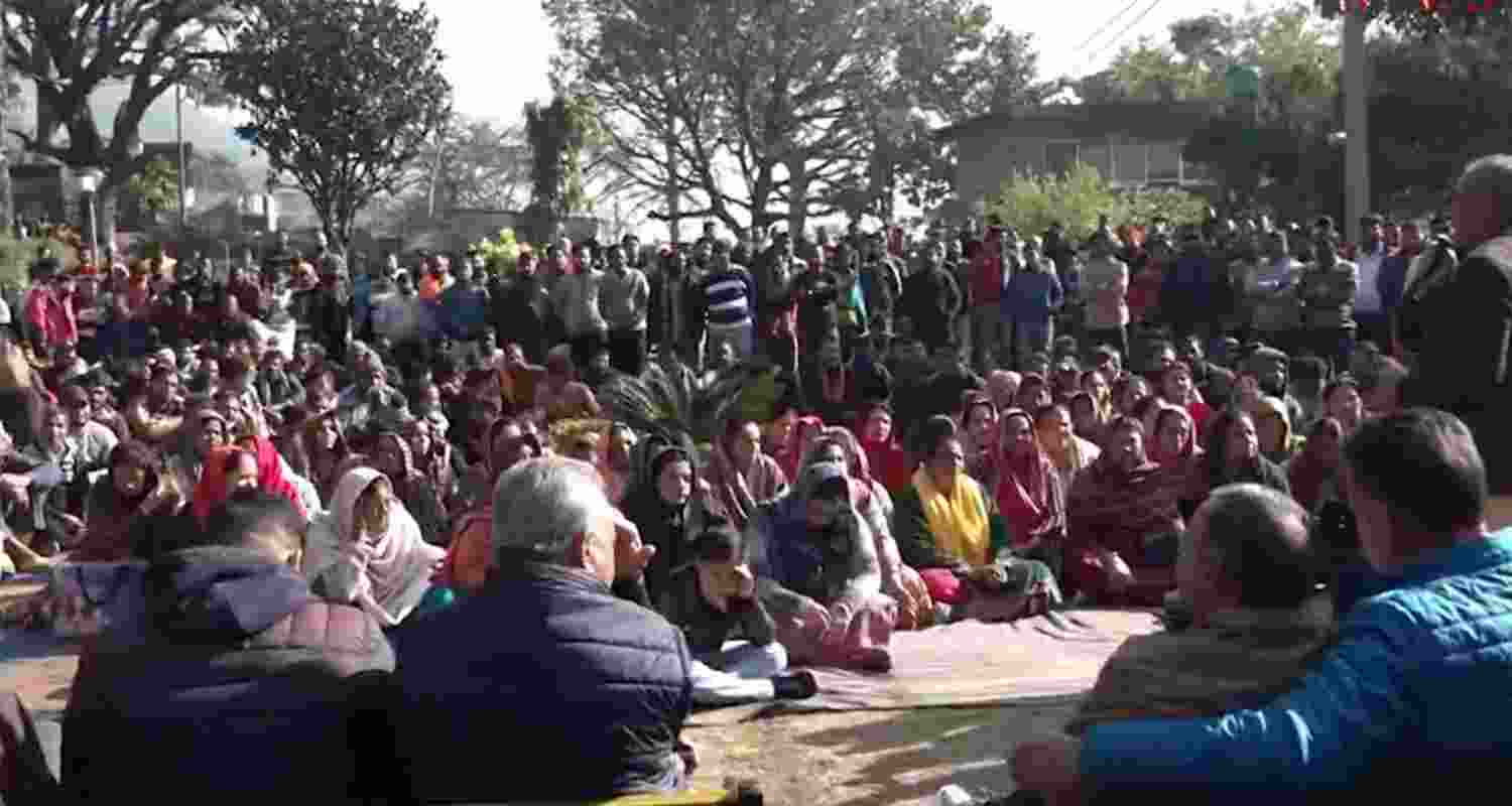 Local women protest during 48-hour 'bandh' (72-hour protest extended by two more days) in Katra against proposed ropeway project for Vaishno Devi pilgrims.