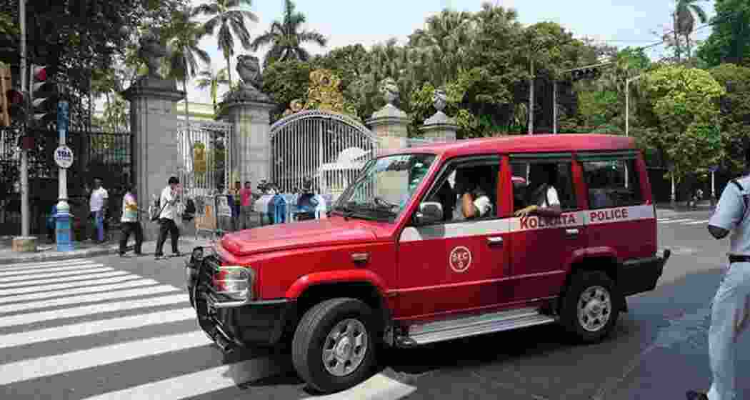 The red-coloured Tata Sumo, often used by Kolkata Police, was stolen from outside Pragati Maidan Police Station by a teenager before being recovered near Kasba hours later. Representative image.