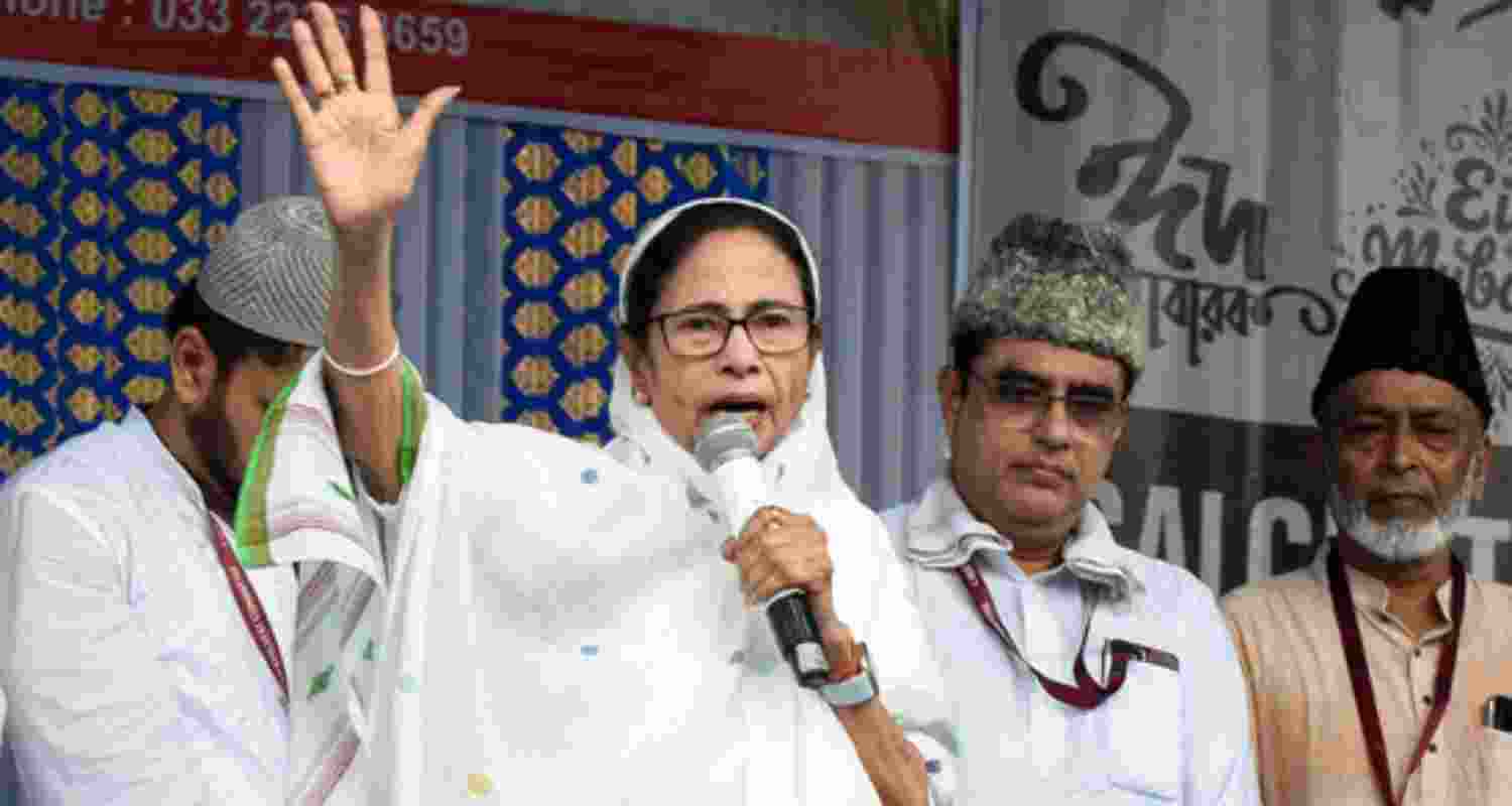 Ram and Baam are trying to incite riots in Bengal: Mamata 