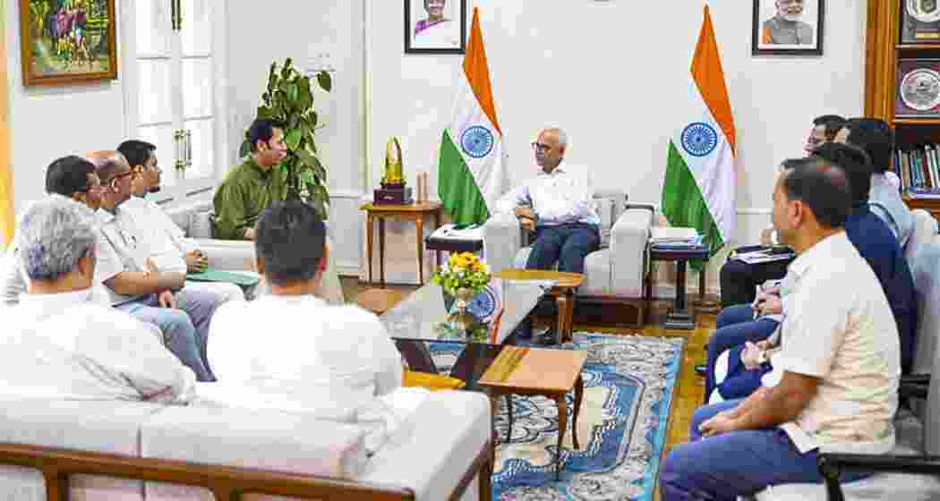 L Rameshwor Meetei, accompanied by BJP colleagues, interacts with Governor Ajay Kumar Bhalla during discussions on Manipur’s ongoing administrative vacuum and the urgency of forming a new government.