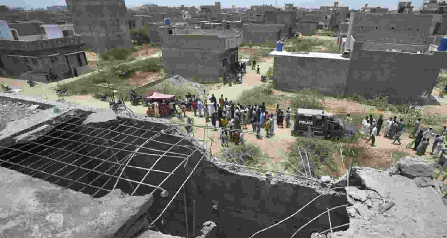 India foils Pakistan’s drone and missile attacks on multiple military sites.