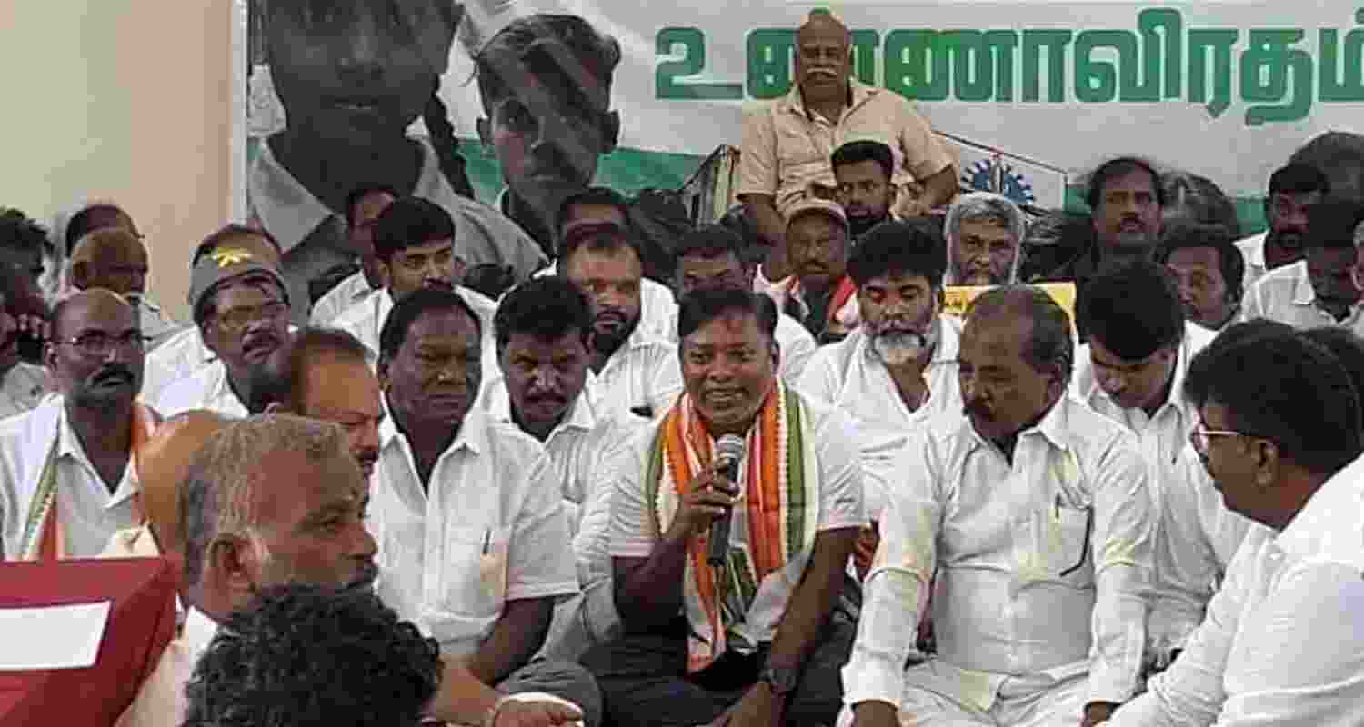 TN: Congress MP Sasikanth Senthil calls off hunger strike 