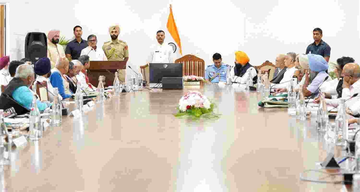 Punjab Governor Promotes NEP 2020 at Education Conference For VCs.