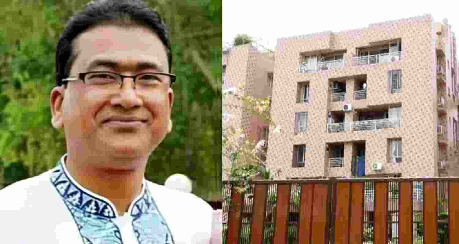 Dhaka Police team led by Chief Mohammad Harun-or-Rashid investigates Anar's disappearance in Kolkata.