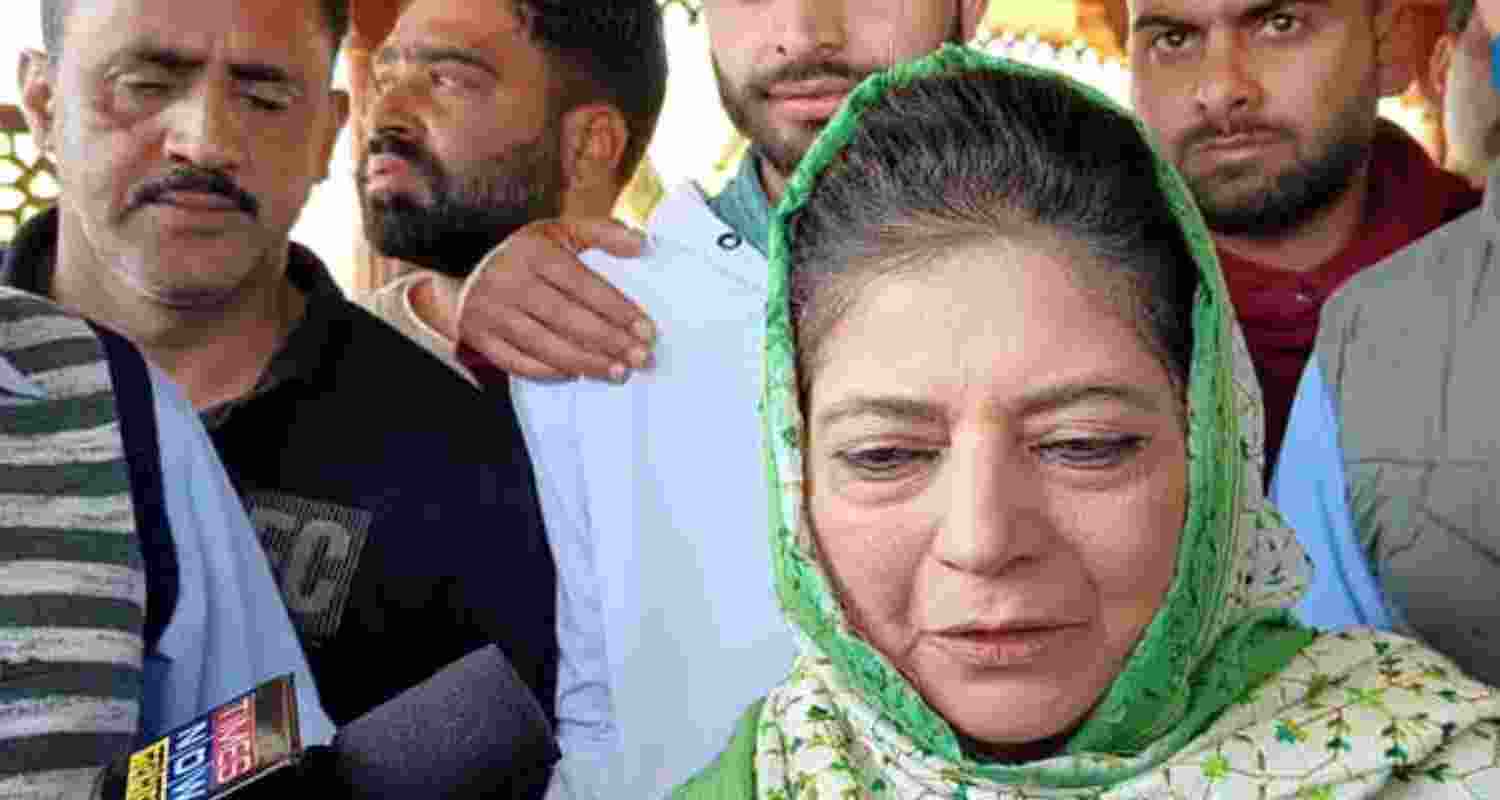 Mehbooba Mufti condoles Ex-MLA Faqeer Khan; probe on