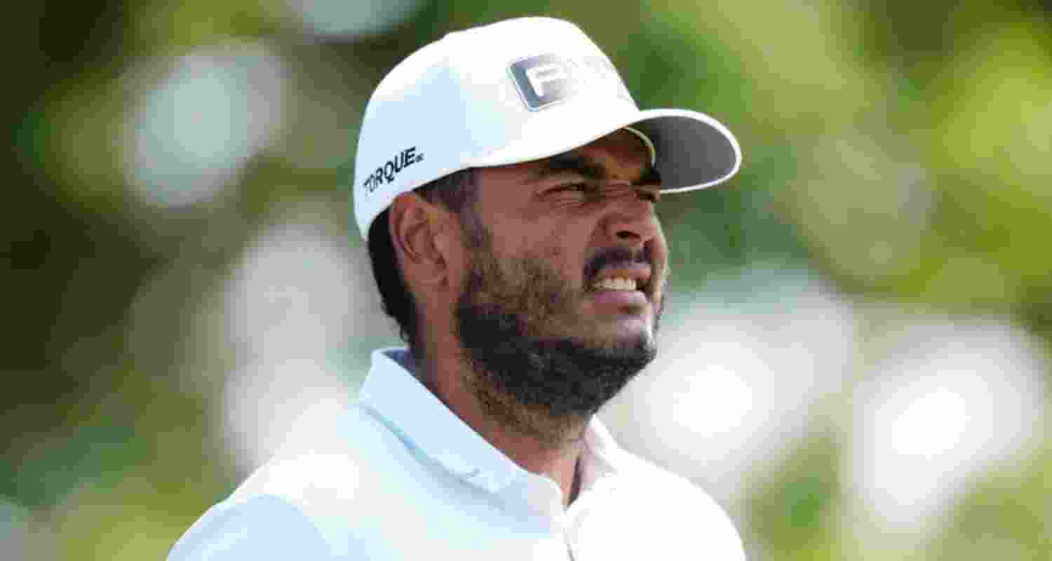 Colombian Sebastian Munoz became the first player to shoot 59 with a double bogey and earned the third score below 60 on the LIV Golf League.