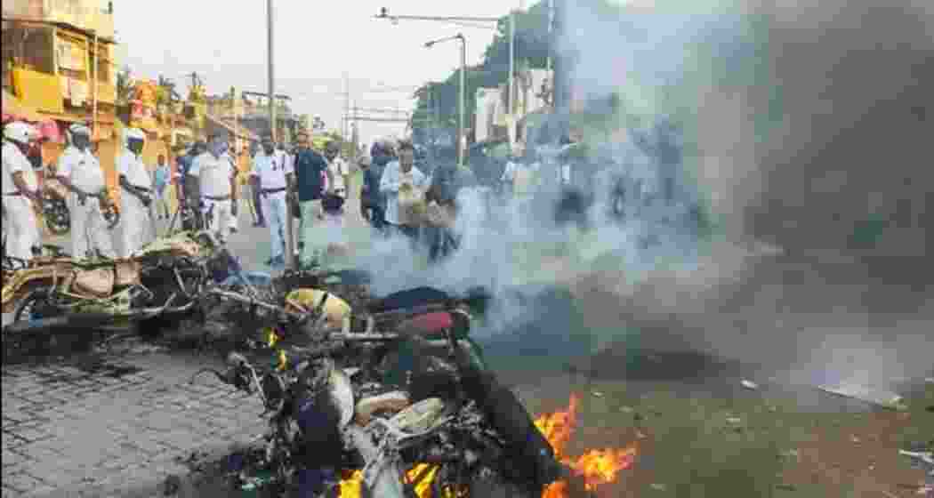 Police vehicles set on fire allegedly by members of Indian Secular Front (ISF) during a protest march to Kolkata over Waqf (Amendment) Act, at Bhangar in South 24 Parganas district, West Bengal, on Monday. 