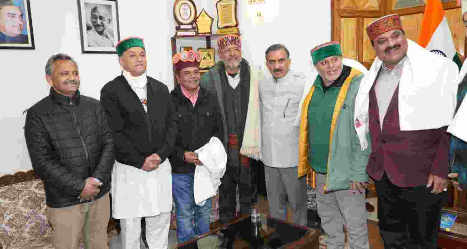 Nana Patekar and Rajpal Yadav with Himachal Pradesh CM Sukhwinder Singh Sukhu, Shimla, india