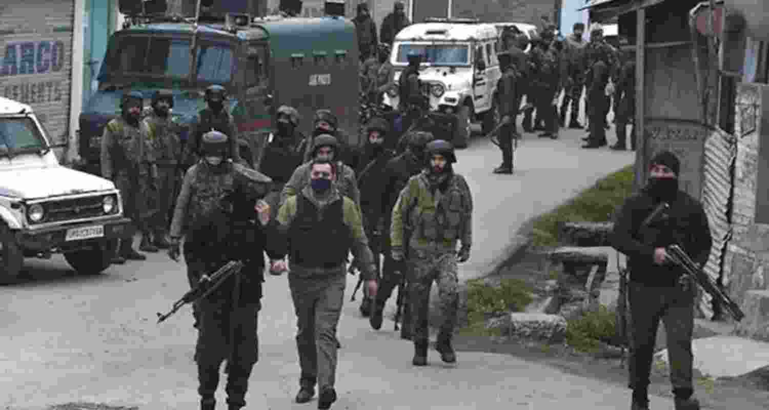 Intel agencies had 'flagged' targeting of tourists in Kashmir