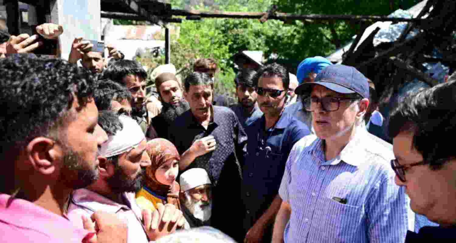 CM Omar pitches for bunkers in border areas of J&K