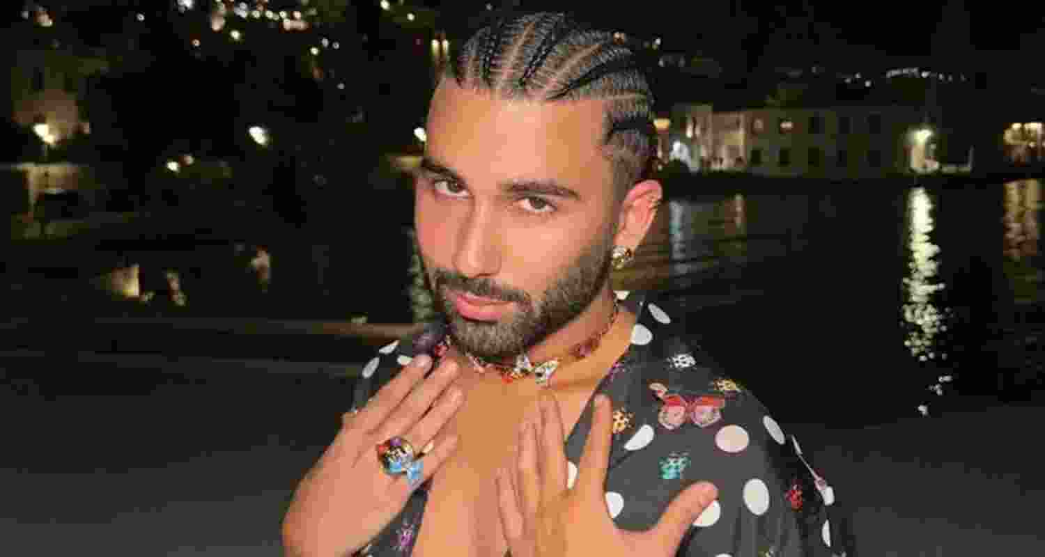 The influencer, who turned 30 on August 2, captioned his post as "Koi rishta bhejo".