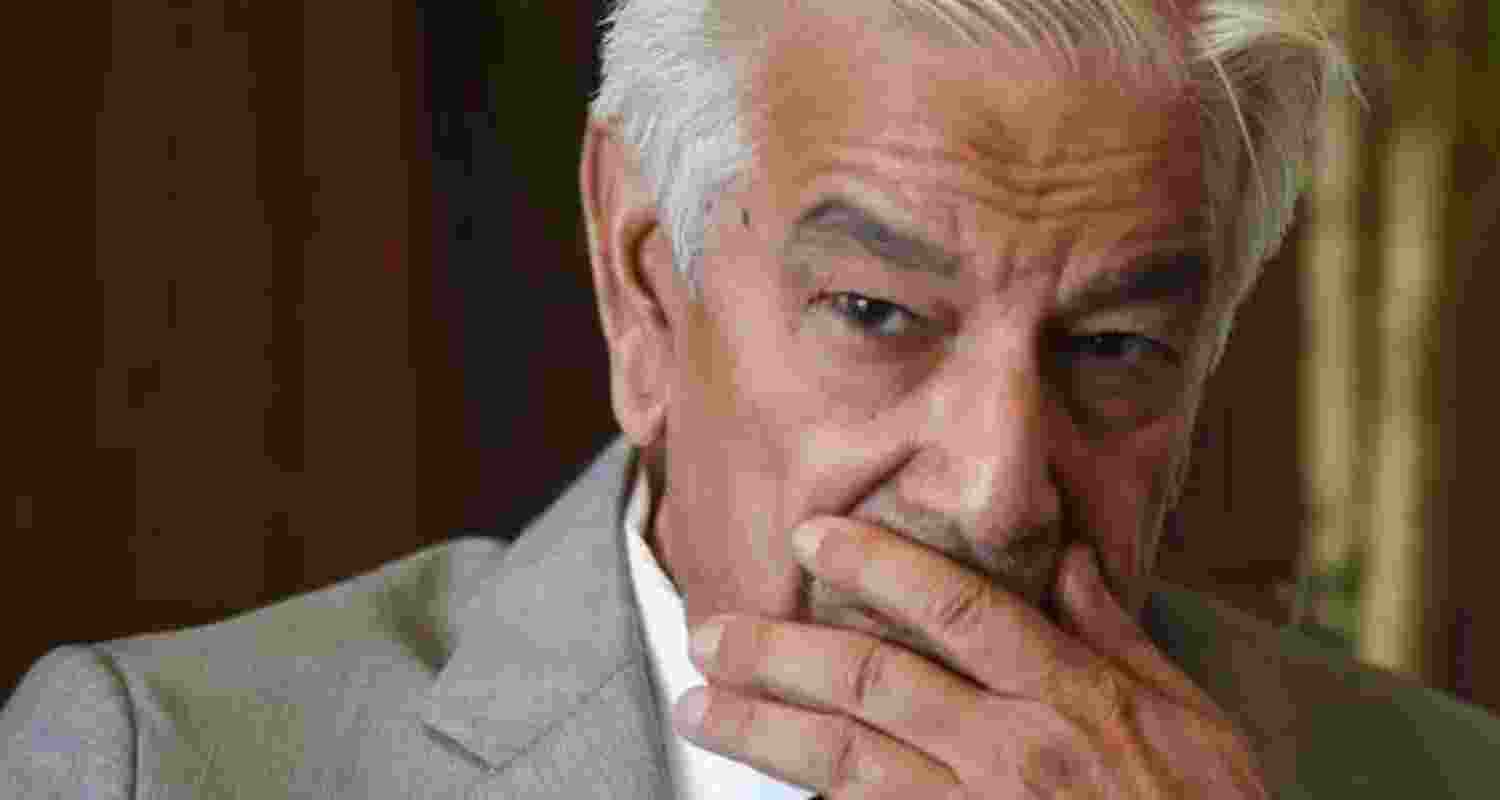 Pak Defence Min says chances of war with India real