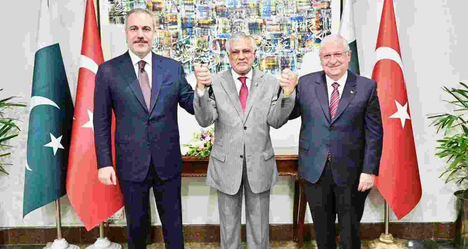 Pakistan, Turkiye aim for $5B trade, deepen defence ties