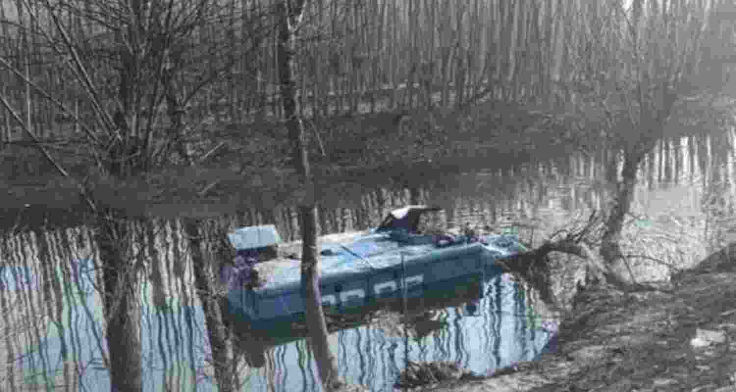 Seven CRPF personnel injured after vehicle skids into canal in Srinagar; five more, including three constables, hurt in separate accident.