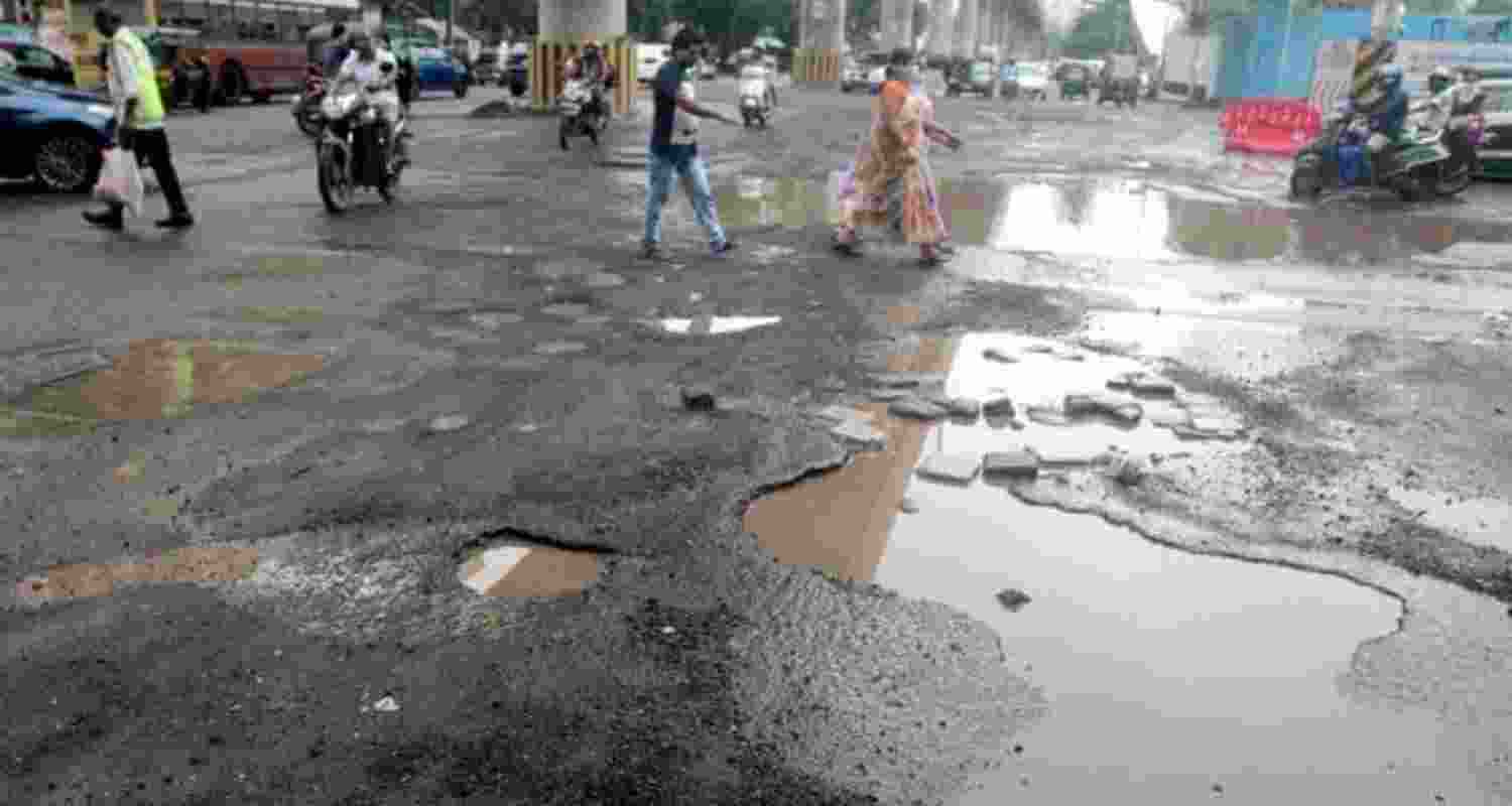 Pothole-related deaths rise 53 pc in 5 years; UP tops tally