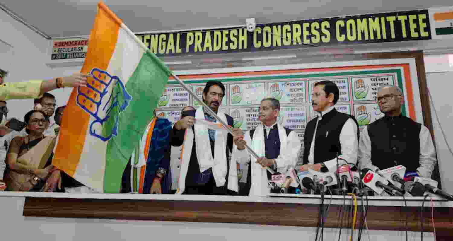 Ex-President Pranab Mukherjee's son rejoins Congress