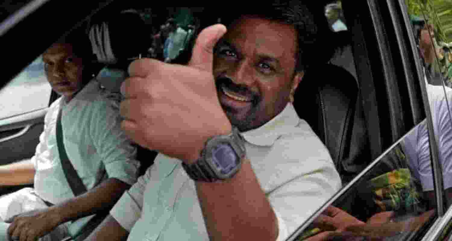 Sri Lankan President to appoint new PM, Cabinet on Mon
