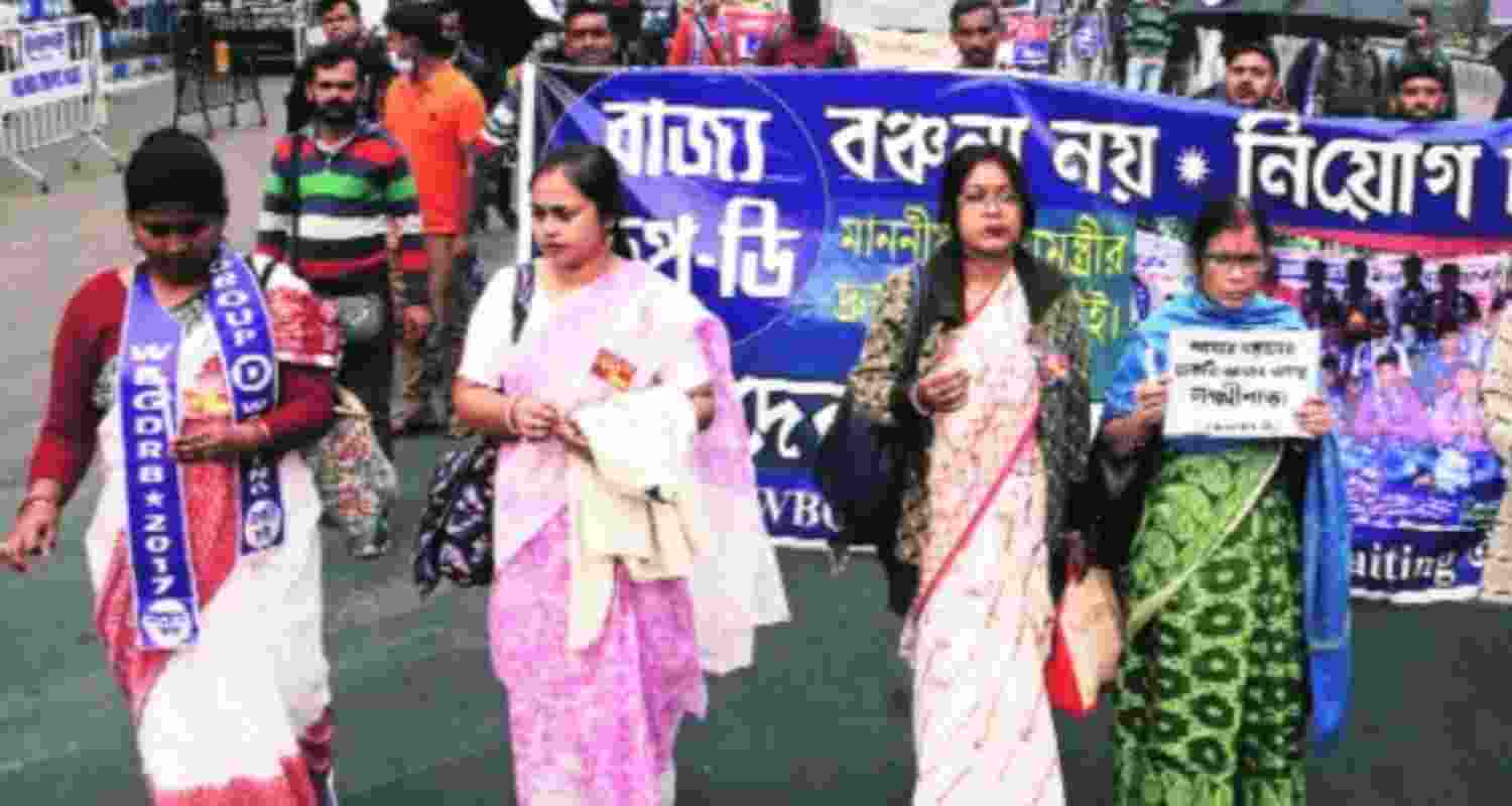 School job aspirants protest in Kolkata