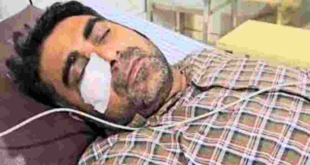 Reporter Ajeet Shekhawat after receiving treatment at the hospital.